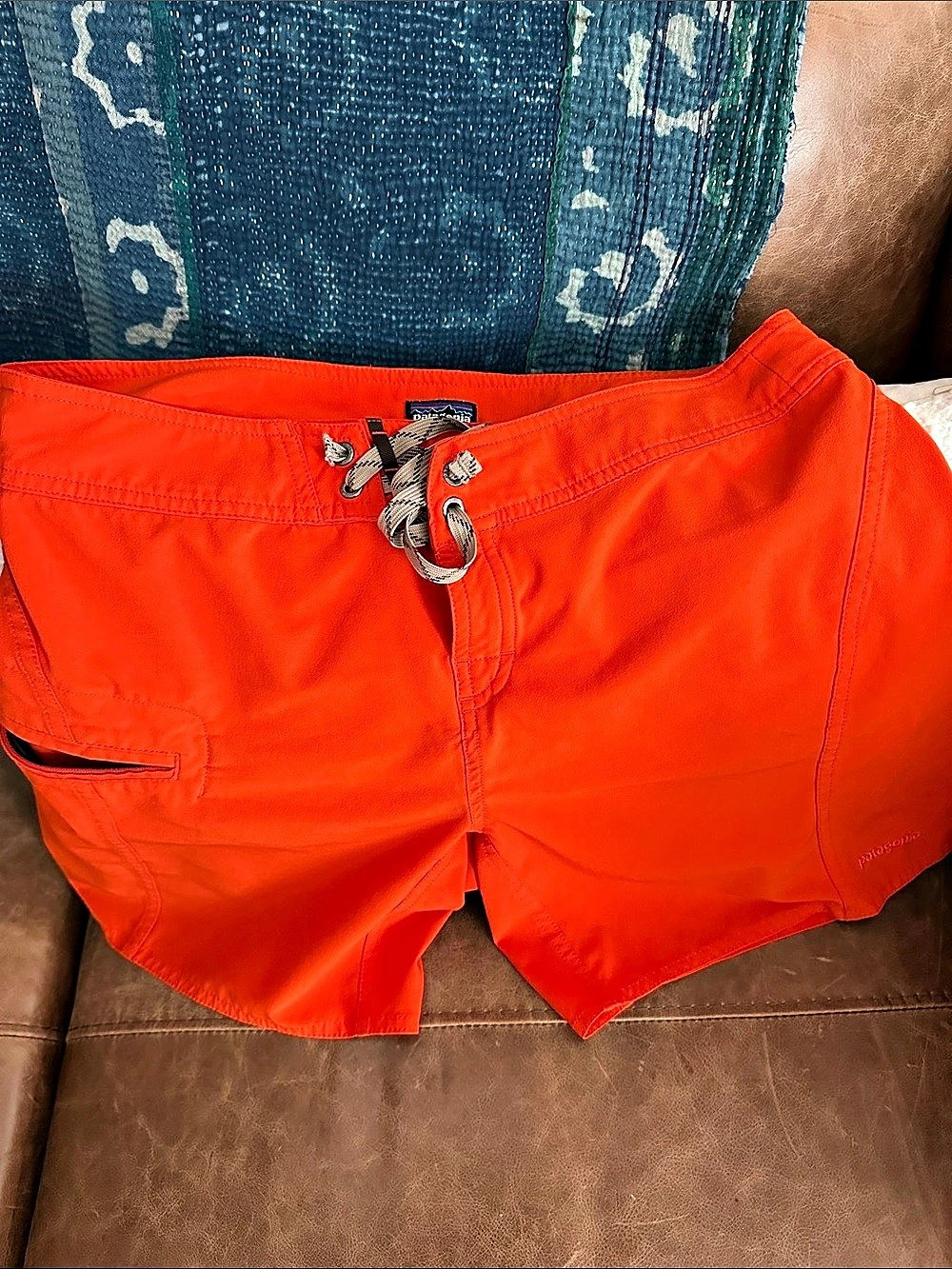 Vintage Patagonia Wavefarer Boardshorts Women's Orange Athletic Shorts